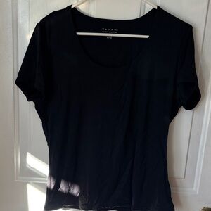 Tahari Elegant Black Short Sleeve Top